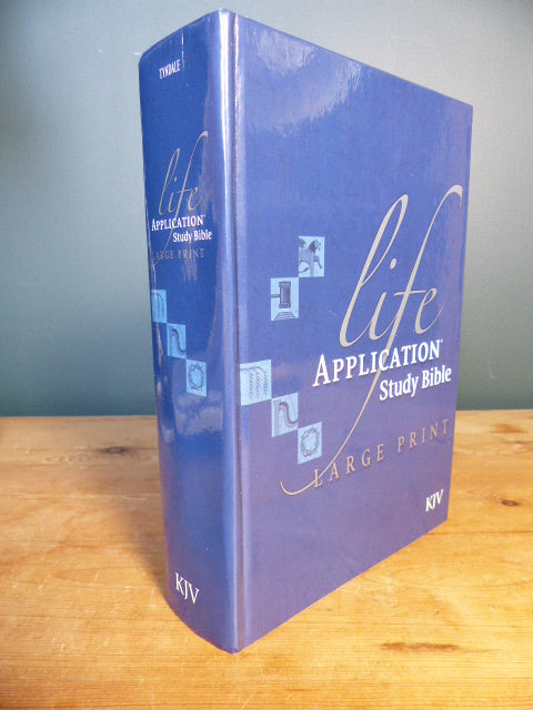 Life Application Study Bible Large Print KJV - Tyndale edition